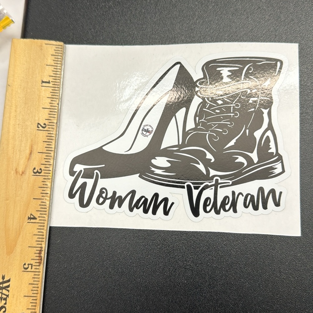 3M Woman Veteran Sticker - Picture 3 of 4